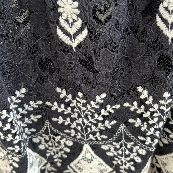 Alice + Olivia Stara V Neck Midi Kaftan - Picture 7 of 12